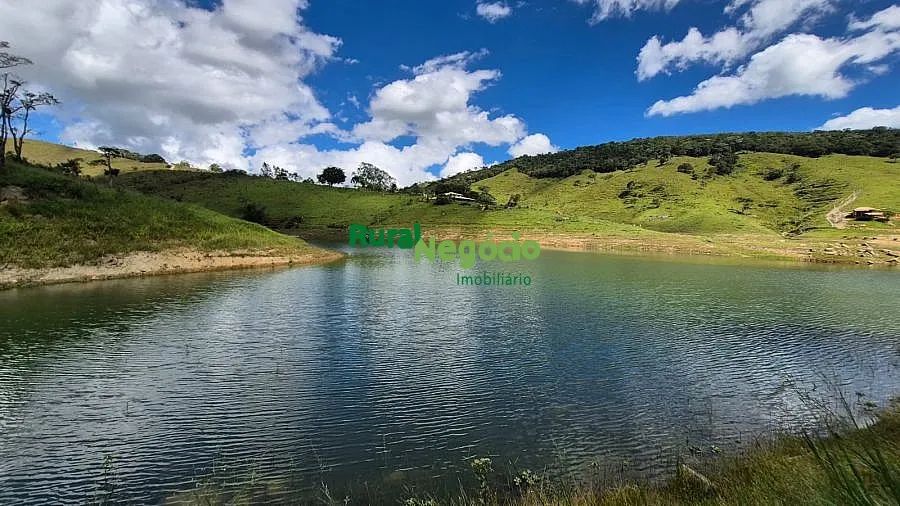 SÍTIO COM ACESSO Á REPRESA EM NATIVIDADE DA SERRA-SP