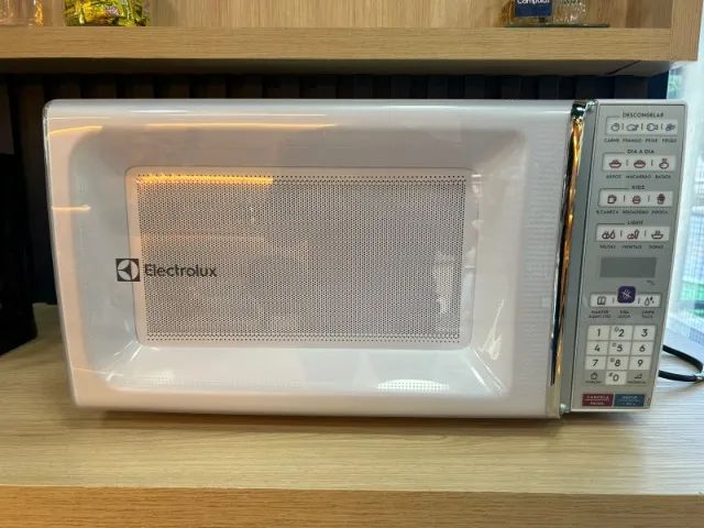 Micro-ondas Electrolux 34L Branco MEO44