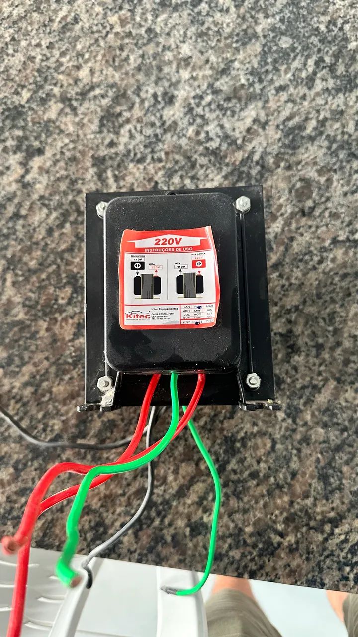 Vendo transformador 110-220 7000va - Foto 4