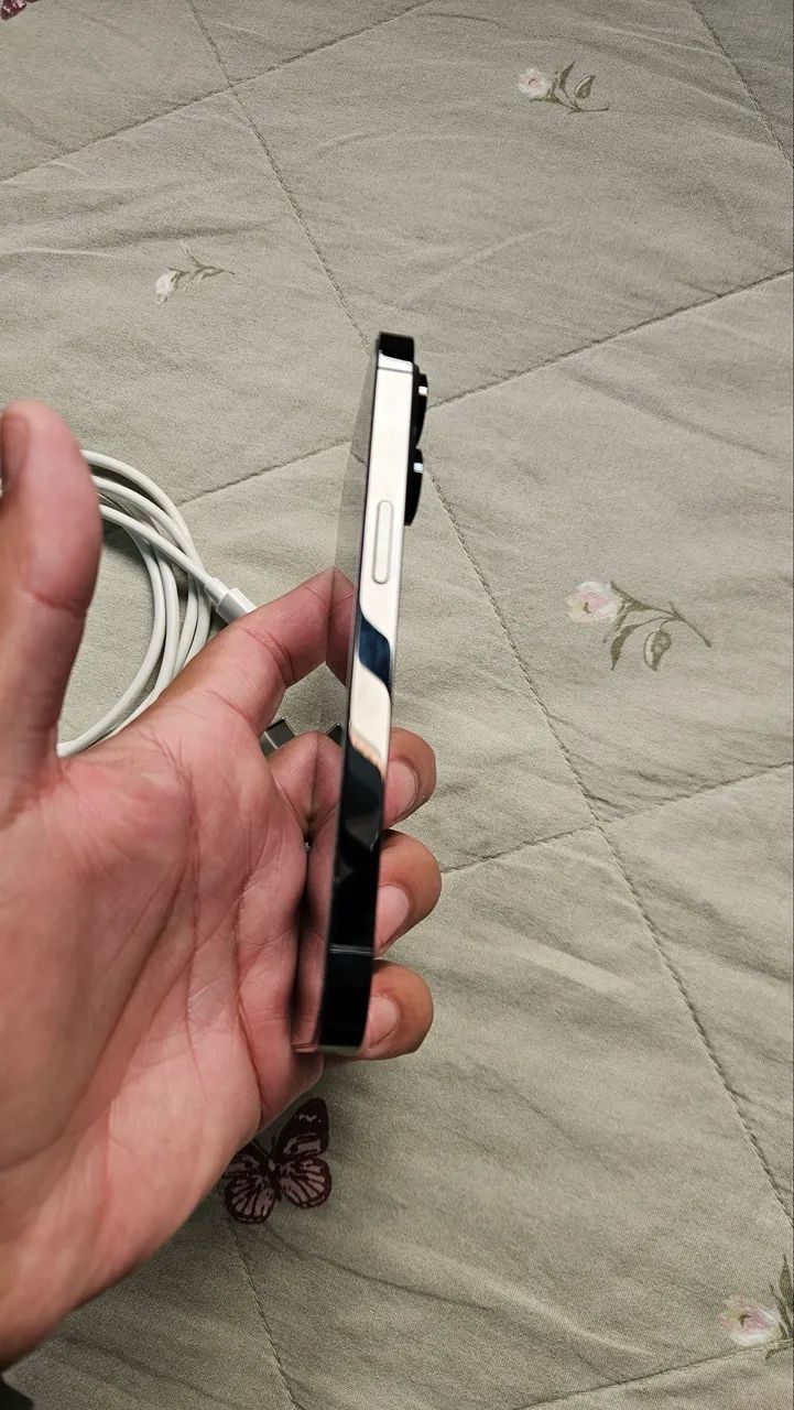 iPhone 14 pro 256gb + 4 capas (Troco) - Foto 2