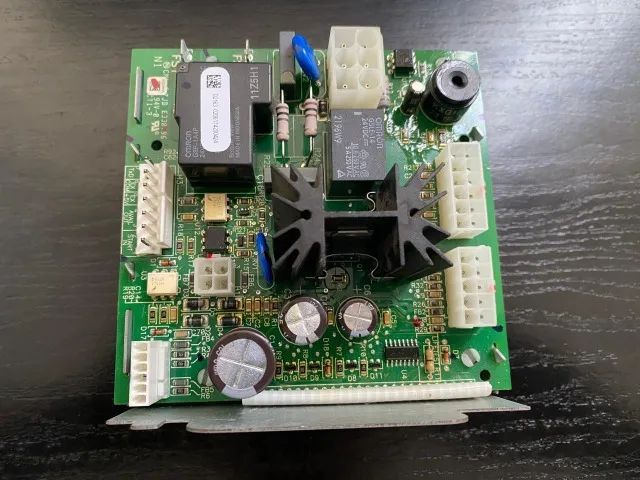 Placa Controladora de Secadora Speed Queen - PN D511867 - Foto 2