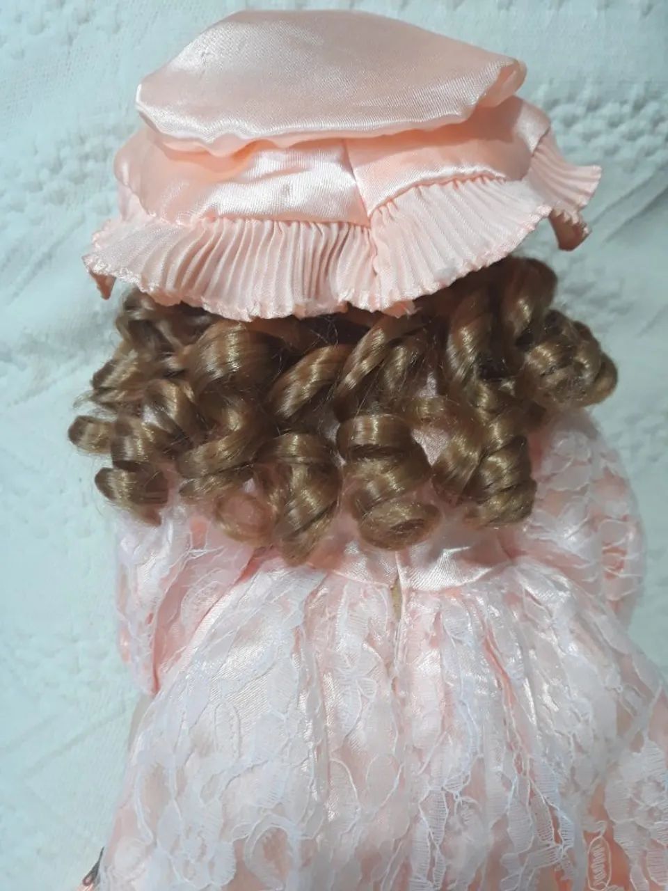 Boneca Porcelana 40cm - Foto 3