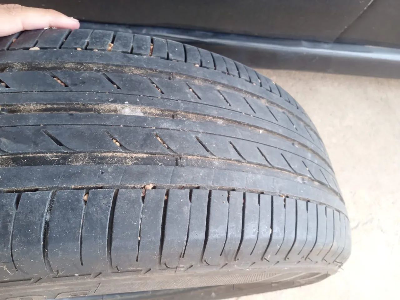 Dois pneus Bridgestone 16 - Foto 3