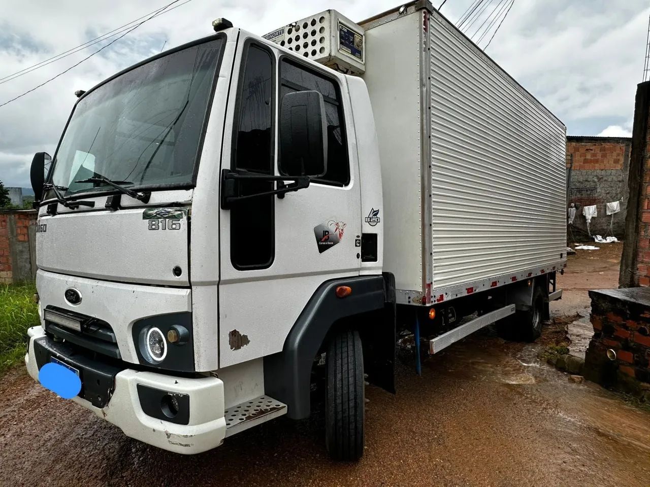 Ford cargo 816S 
