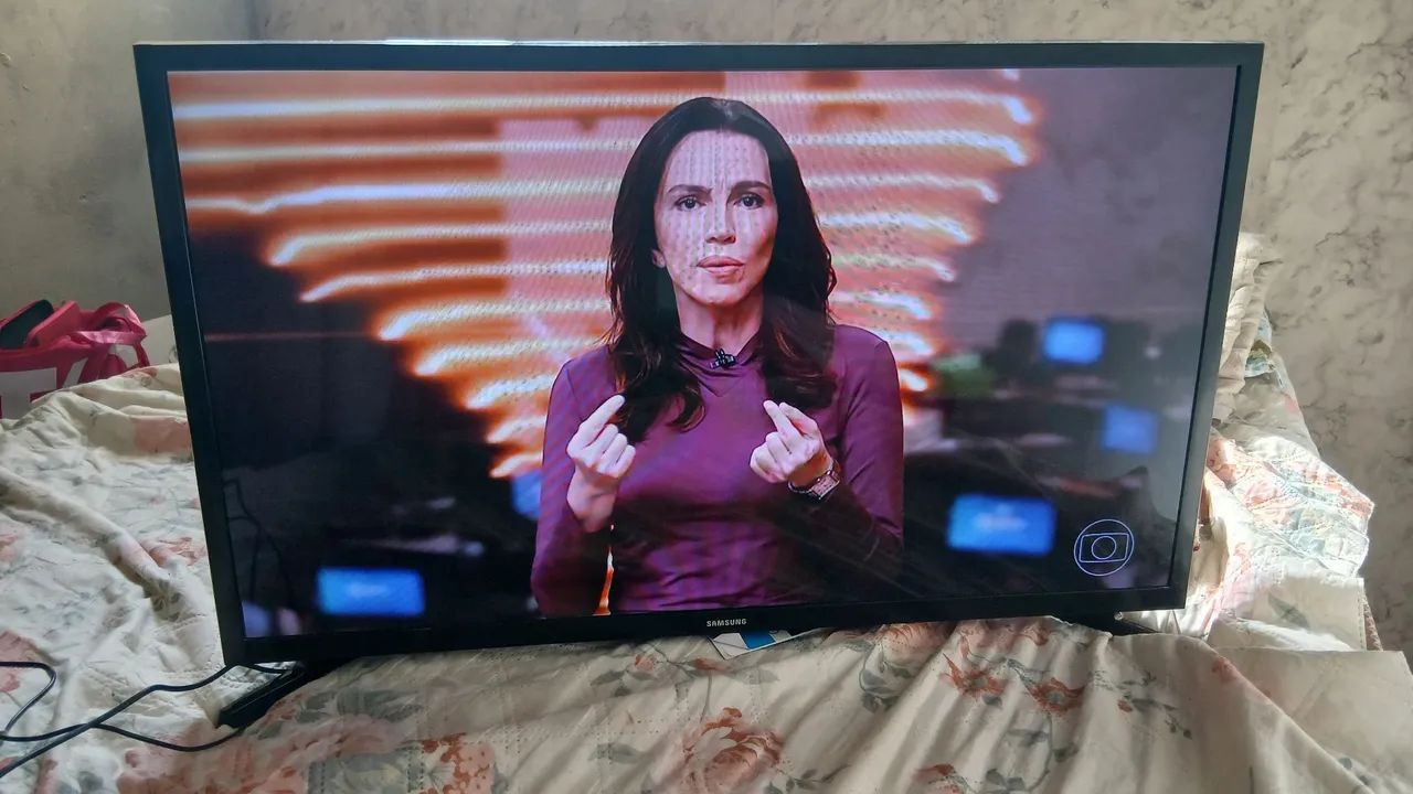  Vendo smart tv Samsung 32 polegadas  - Foto 3