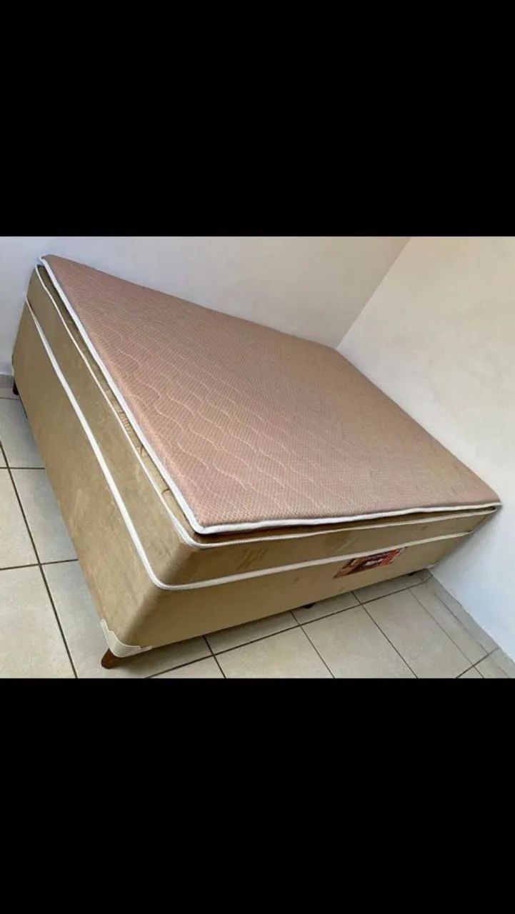 Cama de casal box!