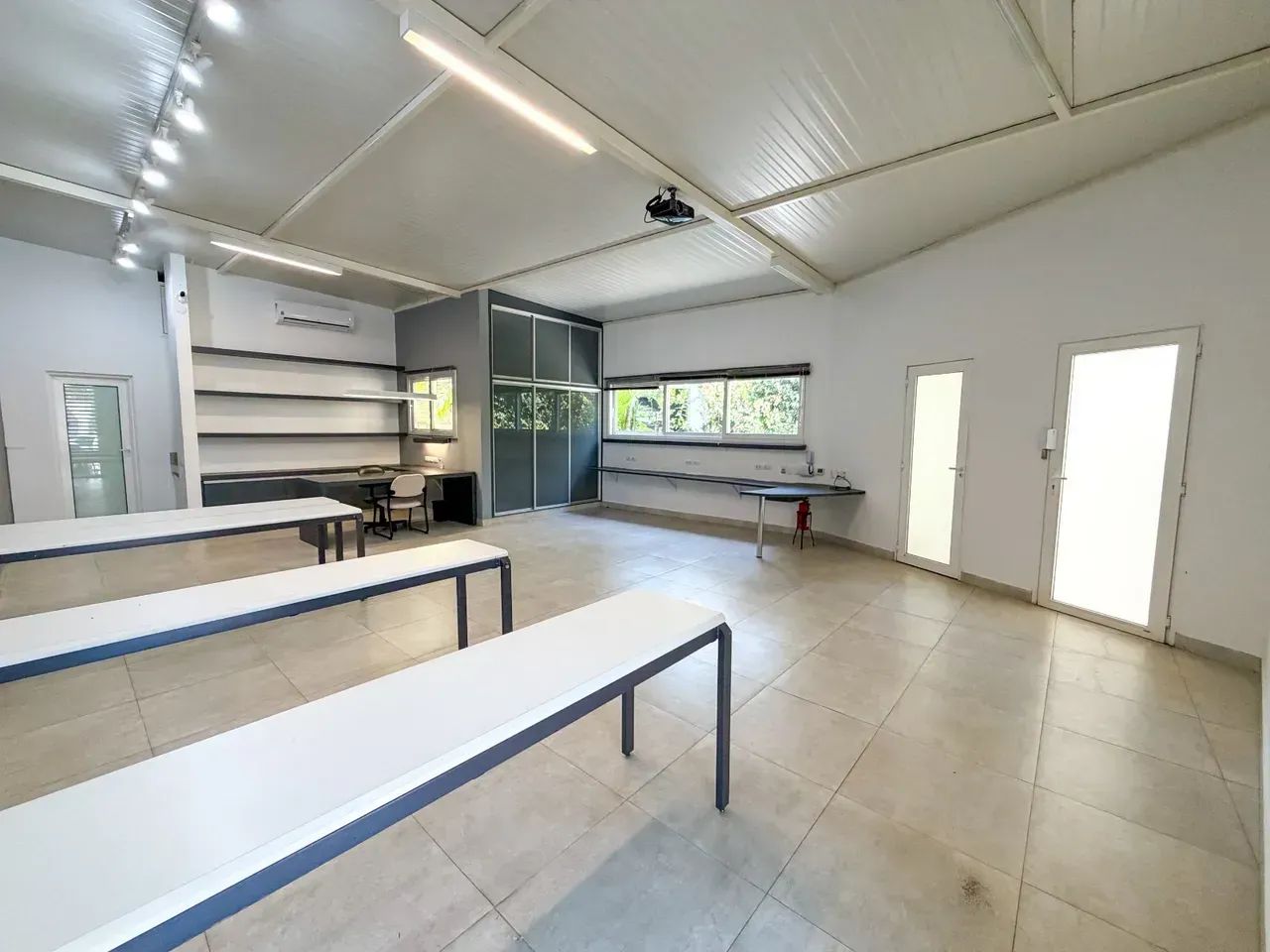 Sala Comercial Mobiliada para Locação no Setor Sul - Foto 3
