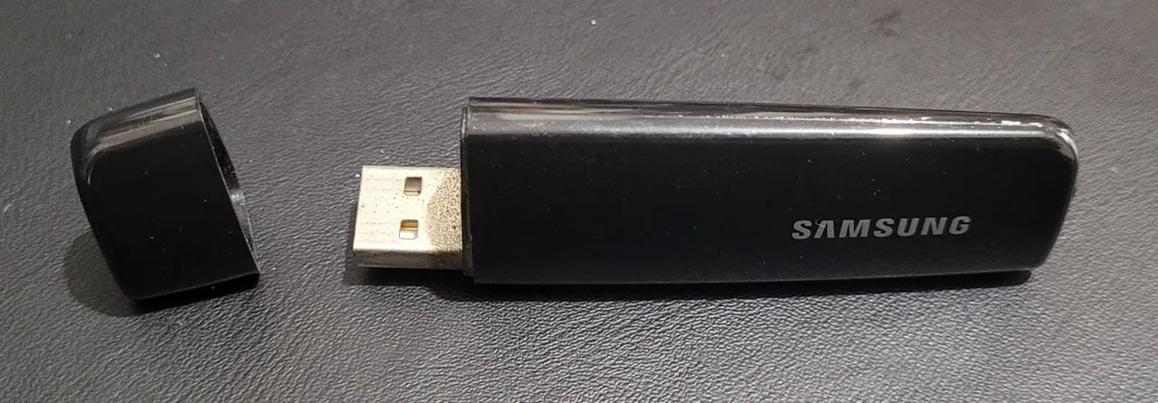 Adaptador Wi-Fi Samsung Lan Adapter Wireless TV (Modelos 2009 a 2011) - Foto 2