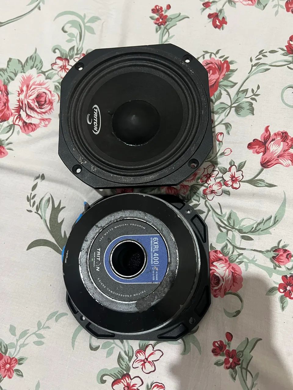 2 Médios 6 polegadas triton