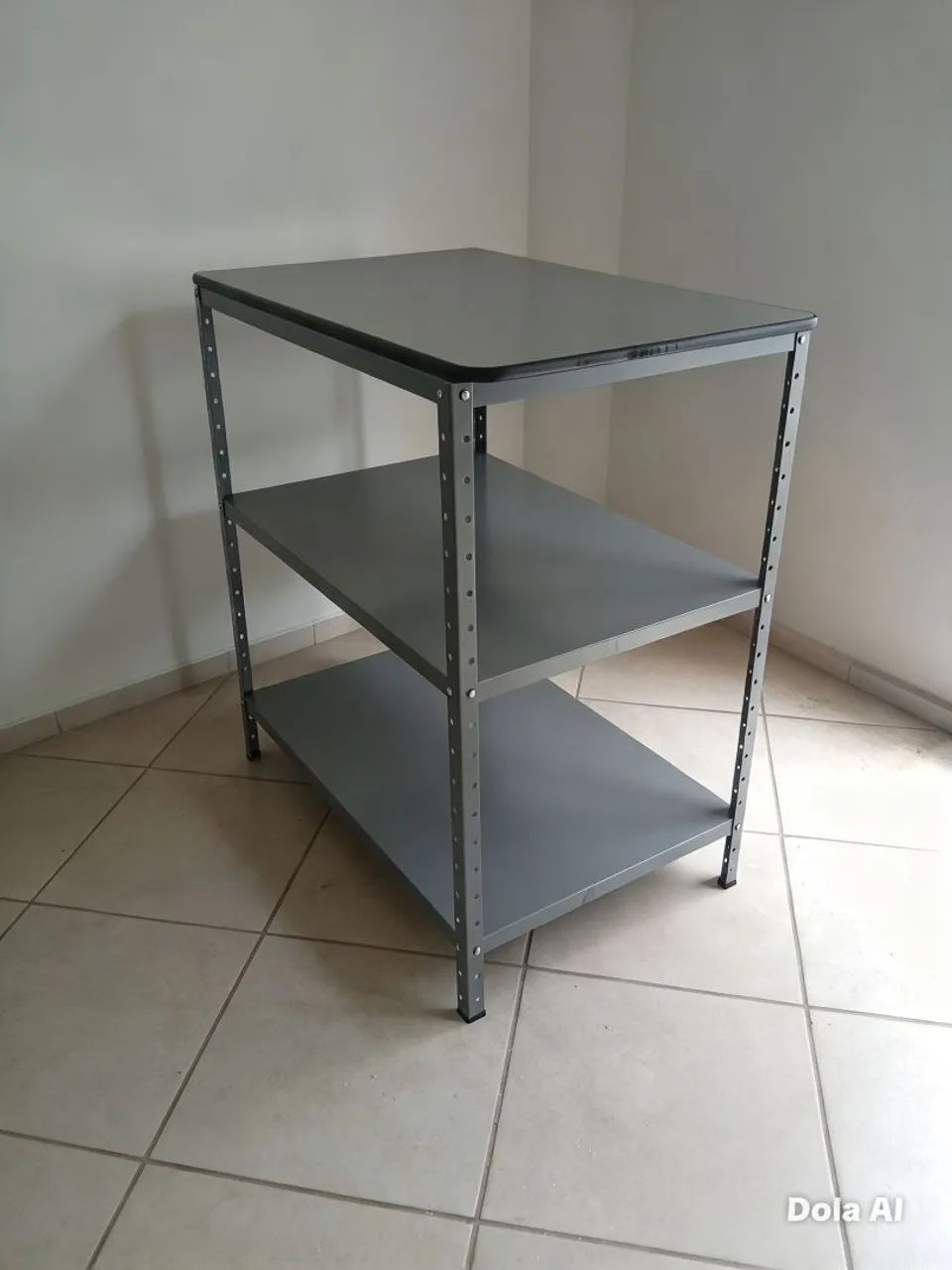 Estante de ferro 