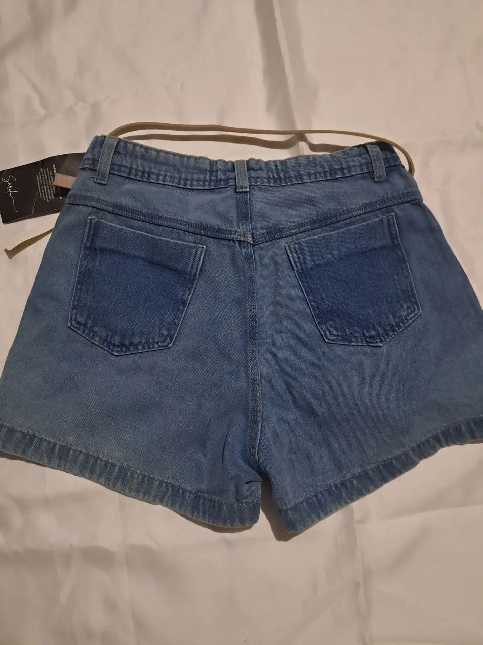 Short tam 44 novo com cinto , veste 38/40 - Foto 3