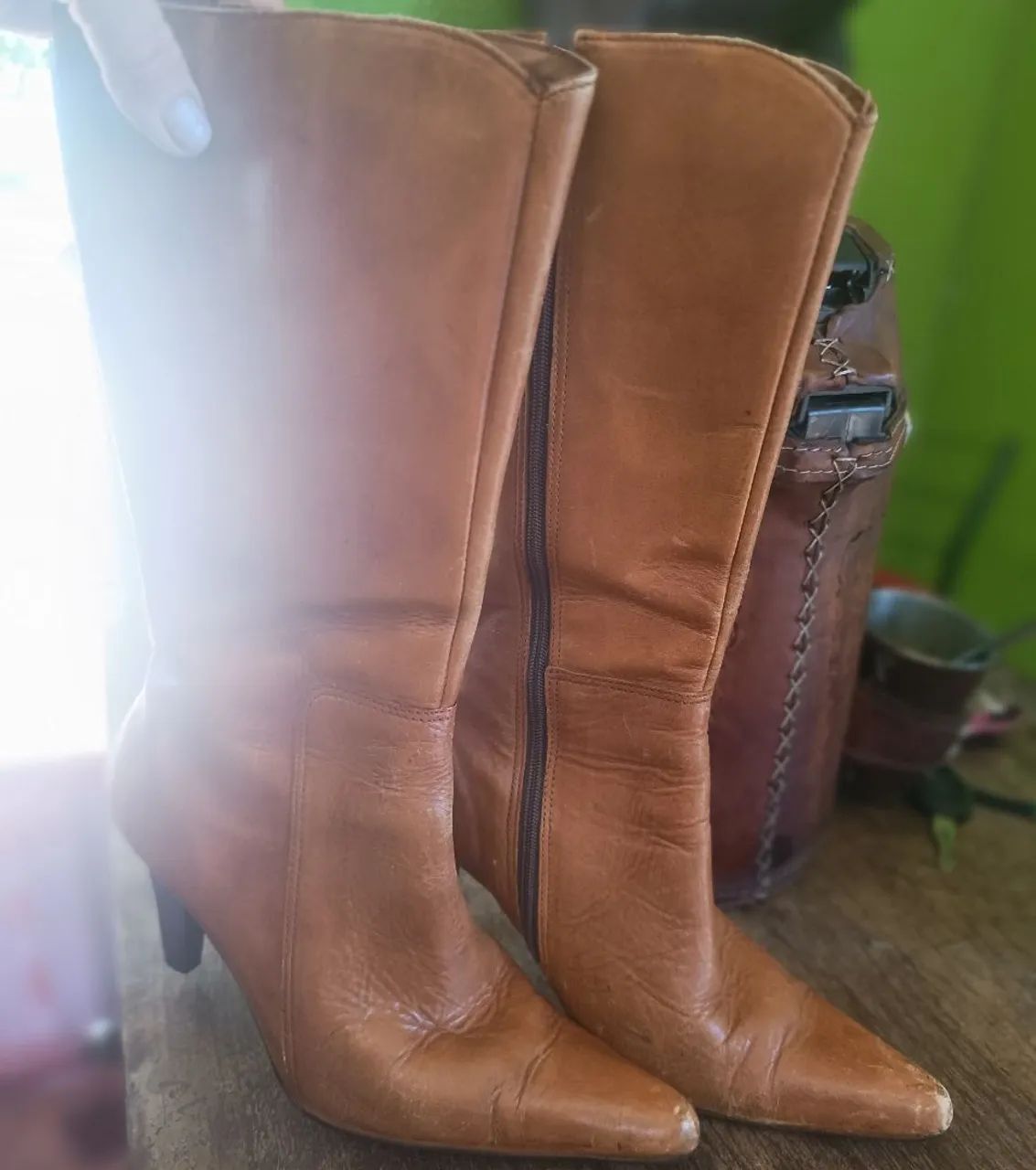 Bota 36 couro  caramelo legítimo  - Foto 3