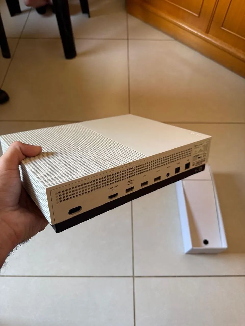 XBOX ONE S 1TB  - Foto 4