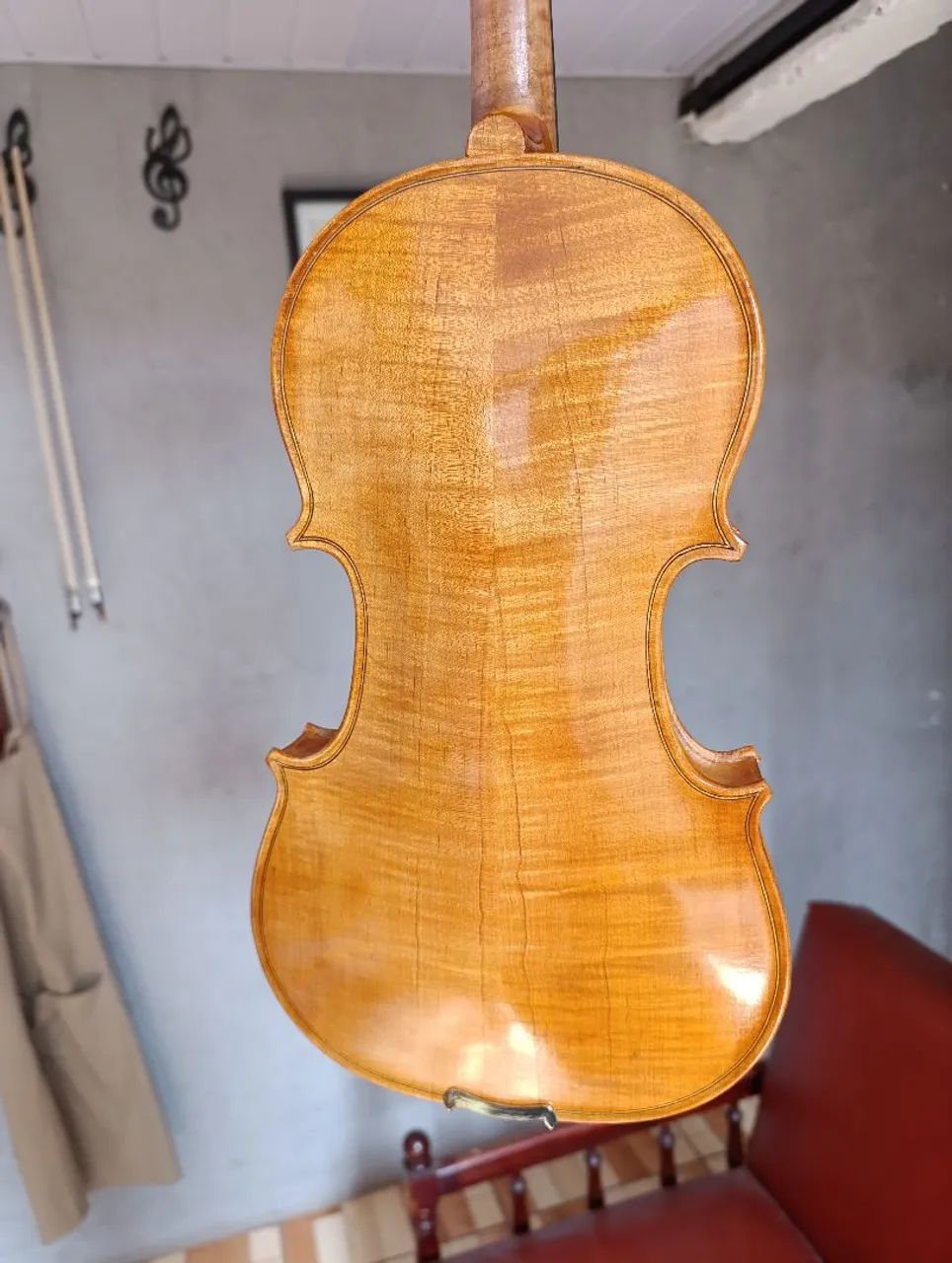 Violino modelo Stradivarius 