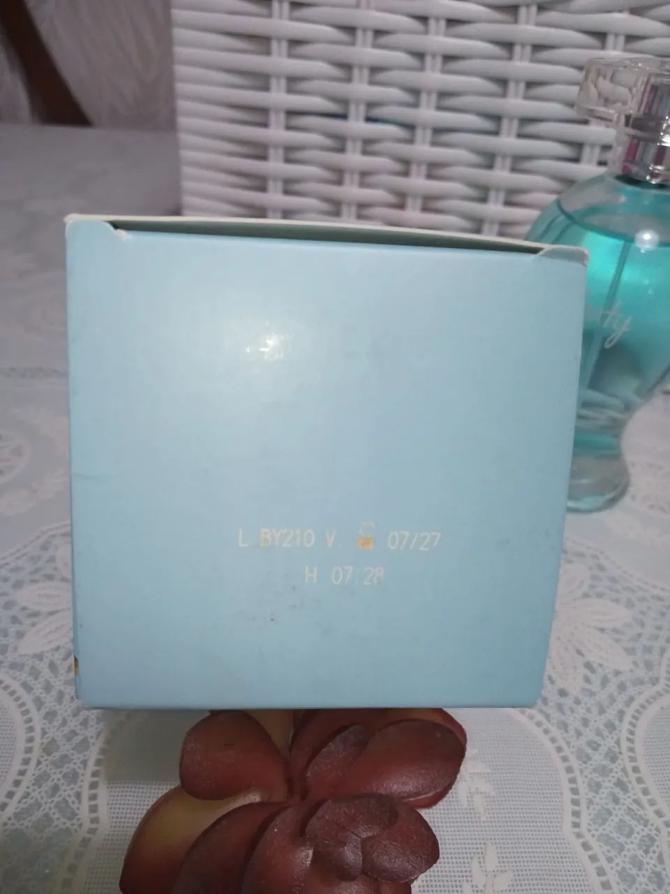 Perfumes preço de desapego, entrega em mãos. - Foto 2