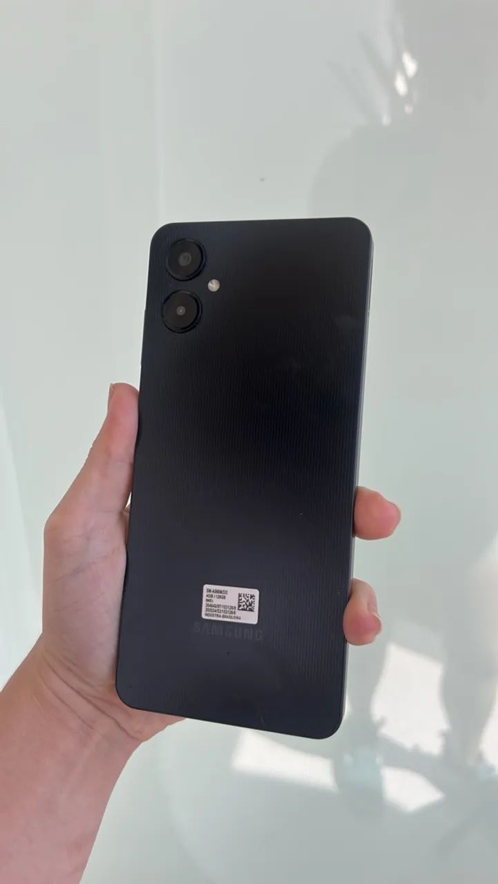 ? Samsung Galaxy A06 5G, 128GB, cor preta - Foto 2