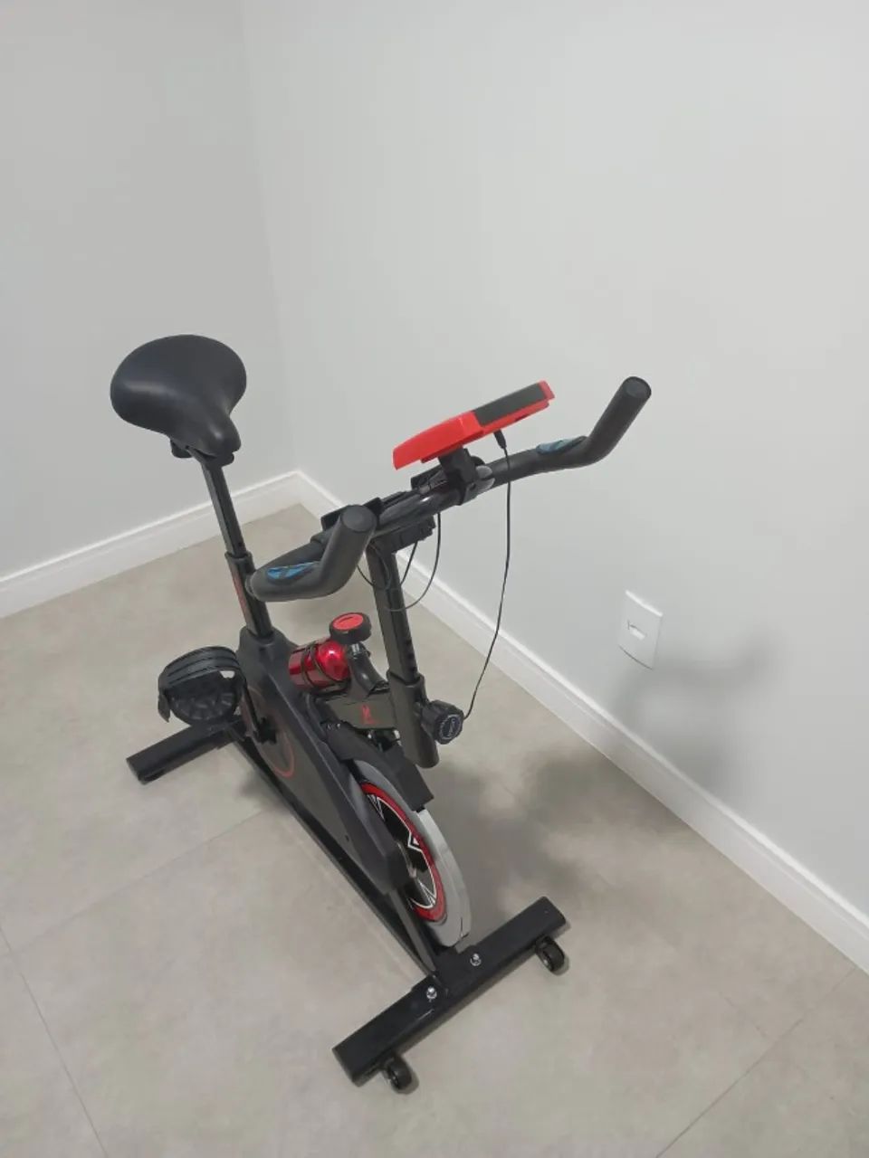 Bicicleta ergométrica nova (usada duas vezes) - Foto 2