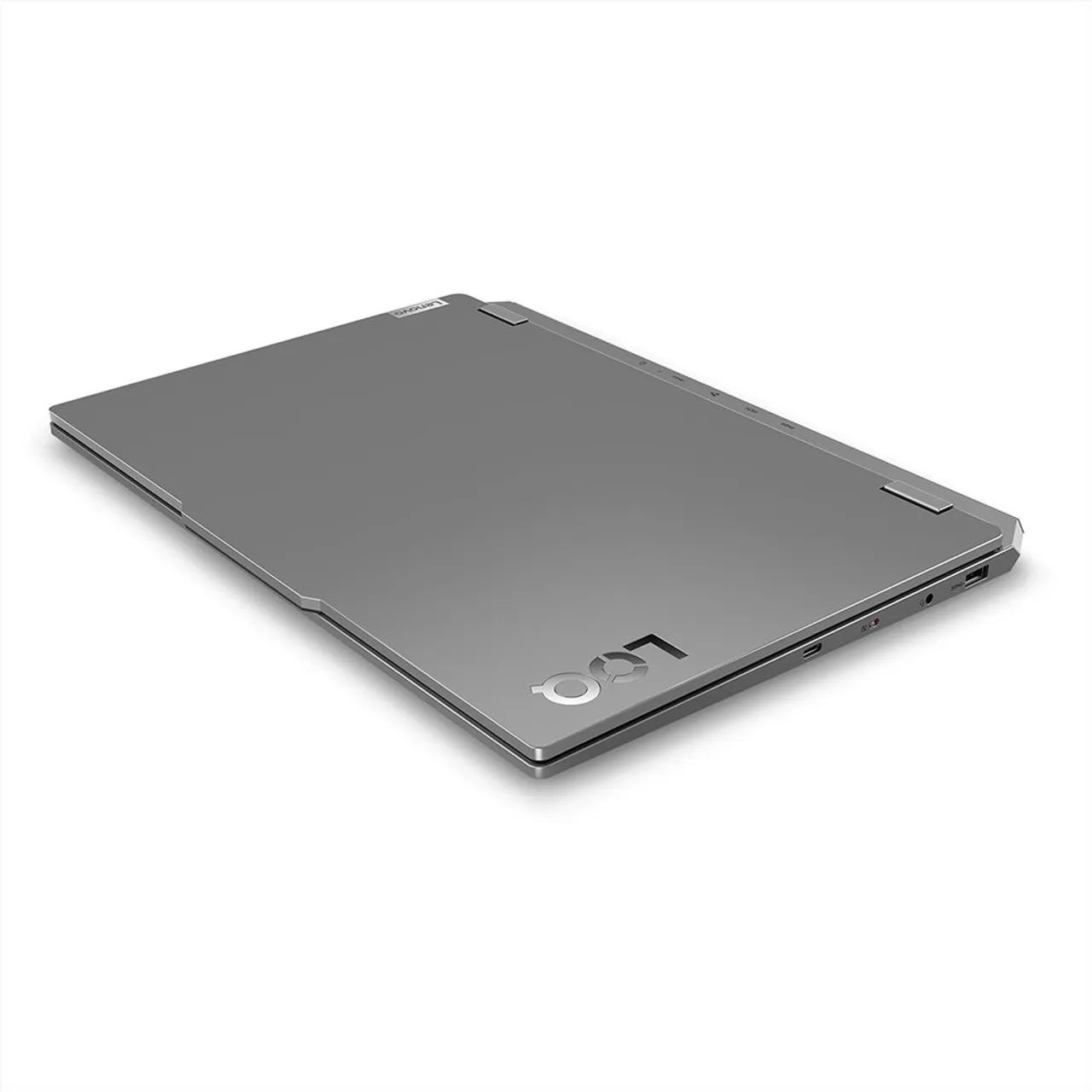LENOVO LOQ 15IRX9 - Foto 3