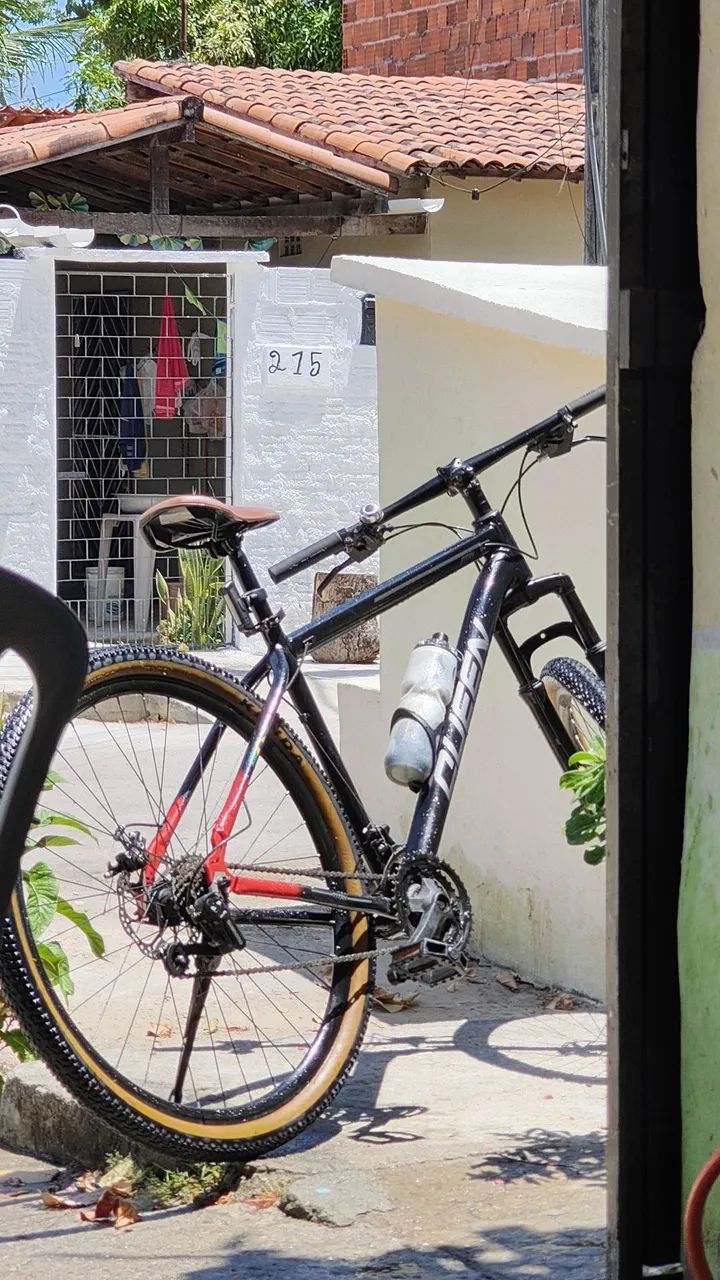 Bicicleta Queen Semi nova  - Foto 2