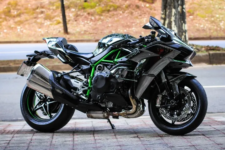 Kawasaki Zx-6r 636cc 2022 - 1501722057 | OLX