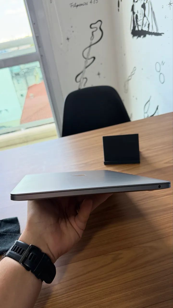 MACBOOK PRO M1 8/256 - TOUCHBAR - RETIRE EM LOJA FÍSICA - Foto 3
