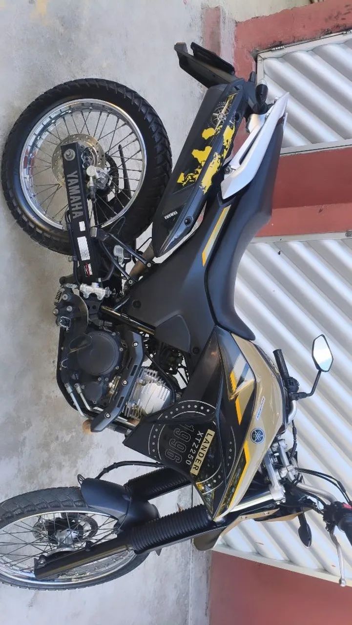 Lander 250  - Foto 2