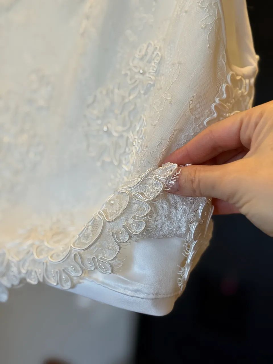 Cropped Branco trabalhado com renda - Foto 4