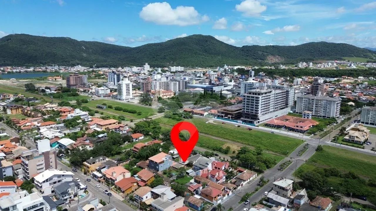 Terreno com 588 m² próximo ao mar em Imbituba/SC - Foto 2
