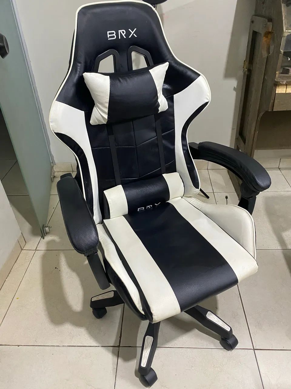VENDO CADEIRA GAMER