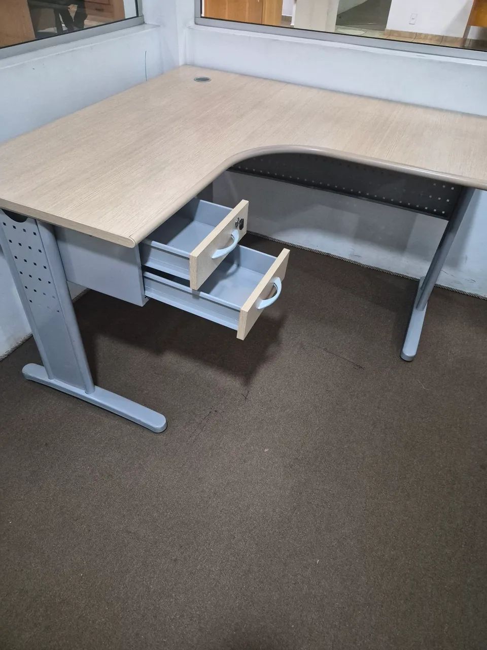 3 Mesas de Escritório em L - Foto 4