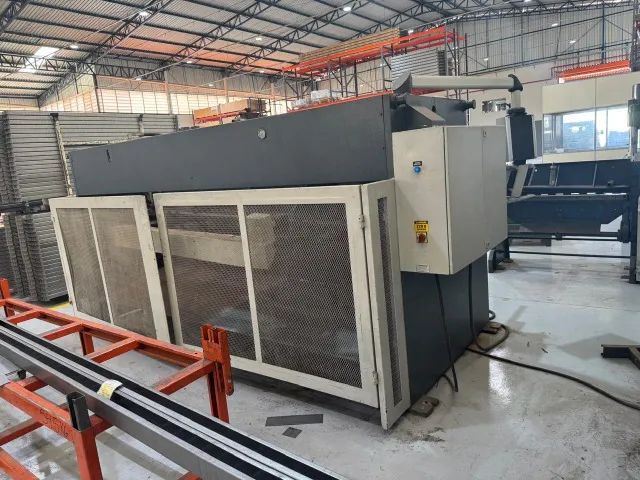 Guilhotina industrial CNC IMAG em ótimo estado - Foto 2