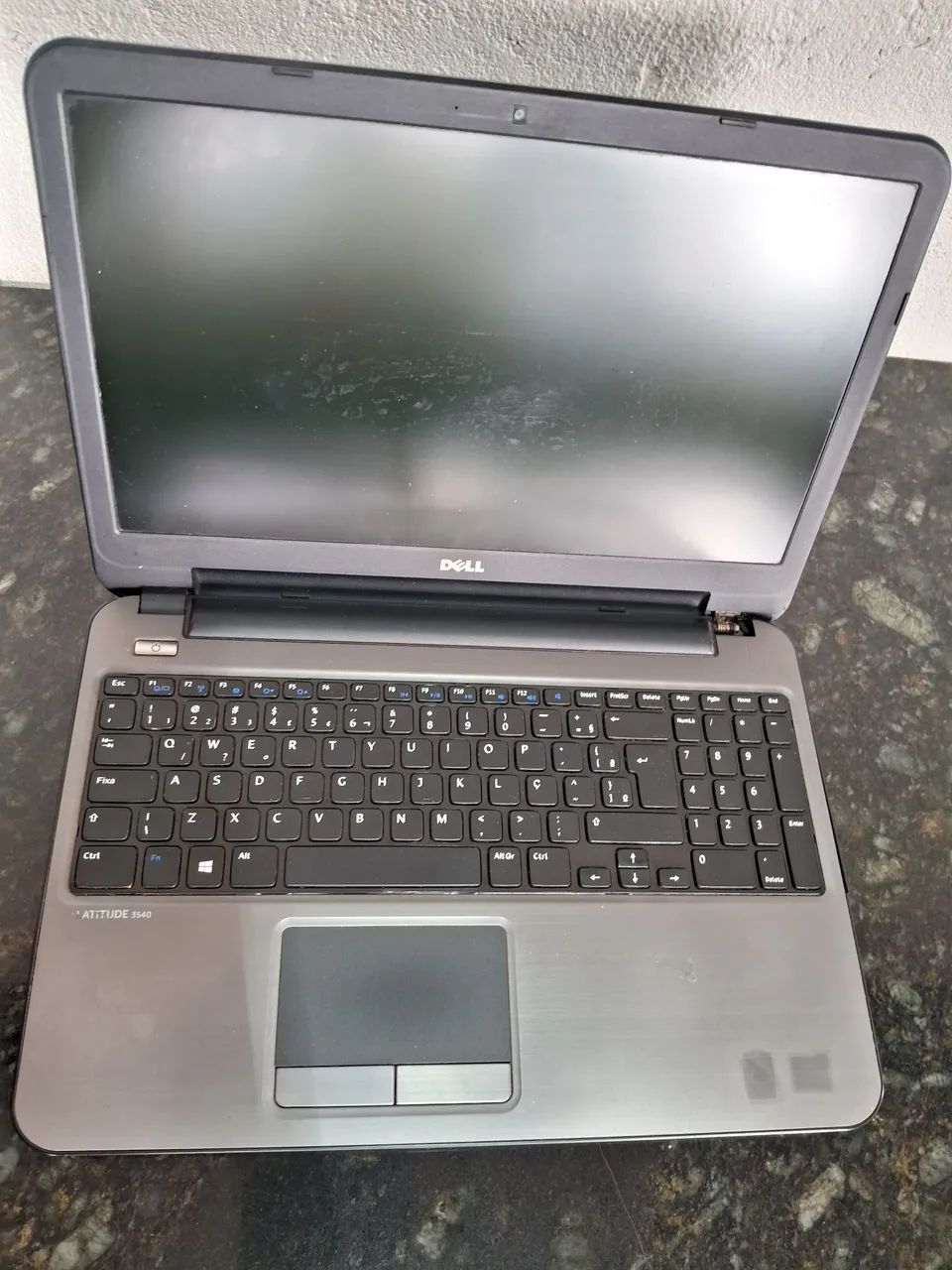 Vendo notebook Dell com defeito R$799