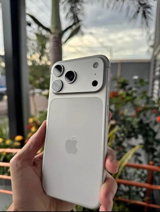 iPhone 17 pro max 