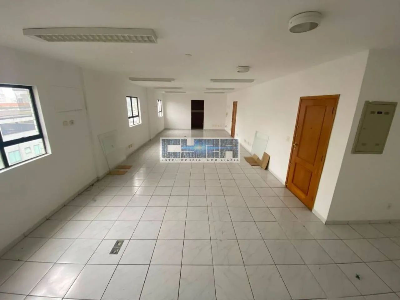 SALA COMERCIAL na Avenida Ana Costa - Foto 5