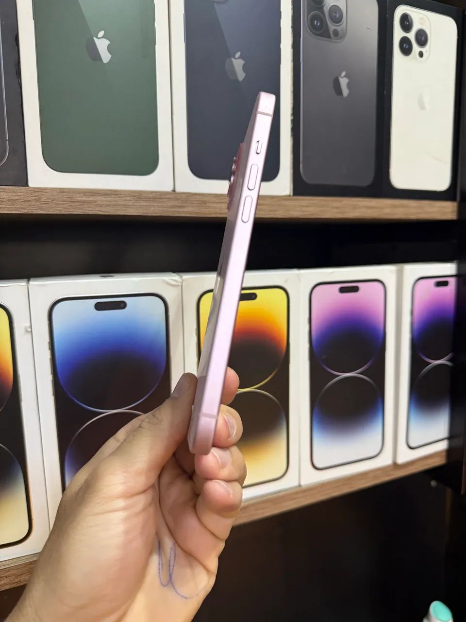 iPhone 15 Plus  rosa 128 gb  - Foto 2