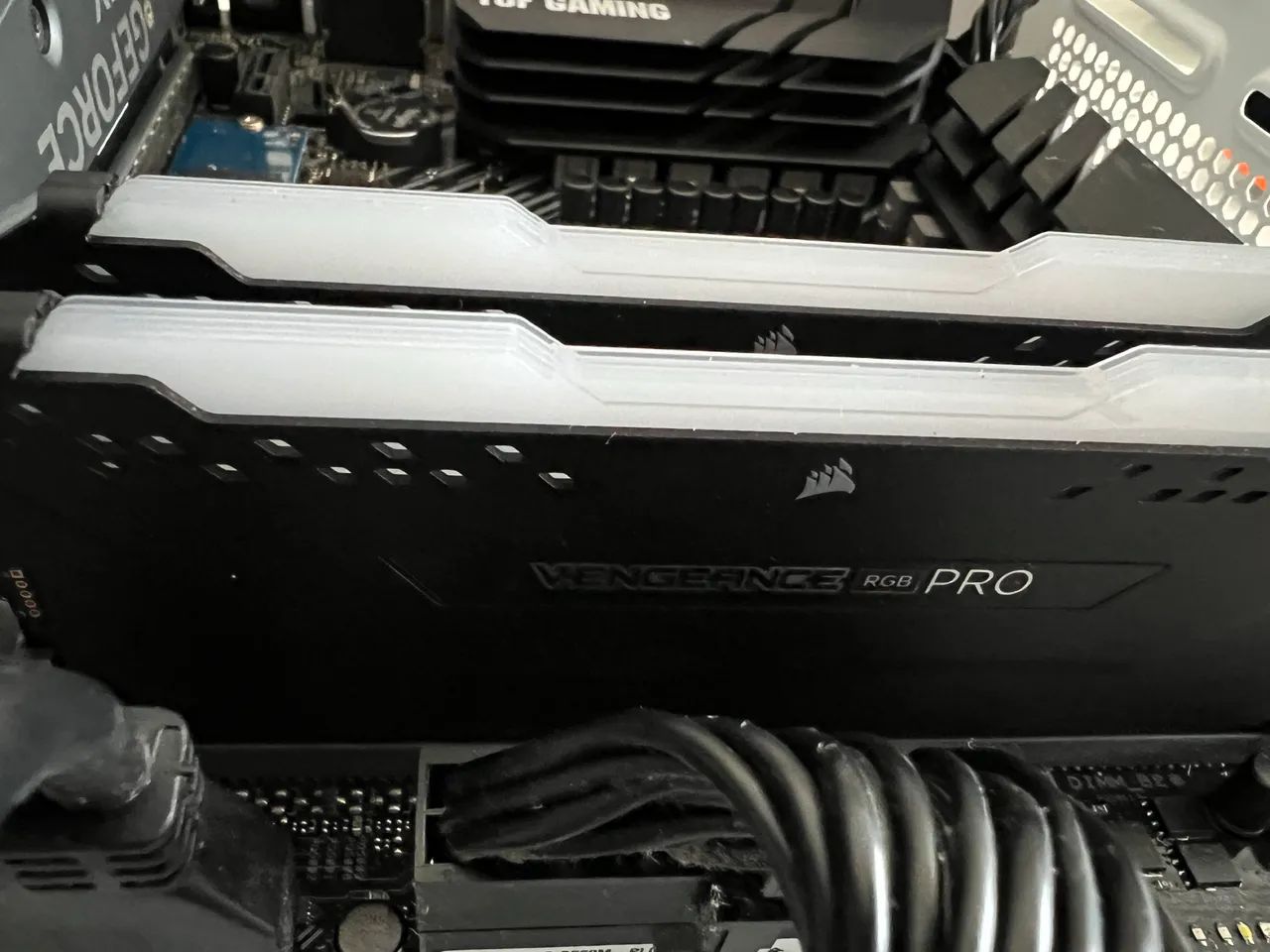 Kit B550 Plus Wi-Fi II Ryzen 9 5900x 32Gb DDR4 - Foto 4