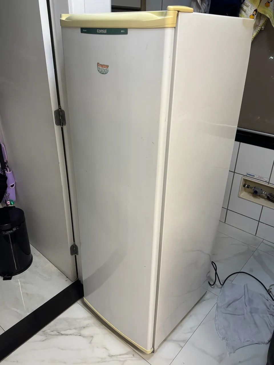 Freezer vertical Cônsul - 148 litros