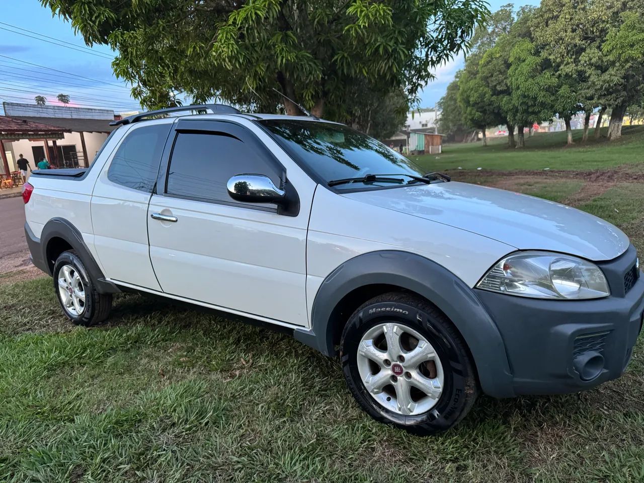 Fiat Strada Working 1.4 MPI Fire Flex 8V CD 2015 - Foto 2