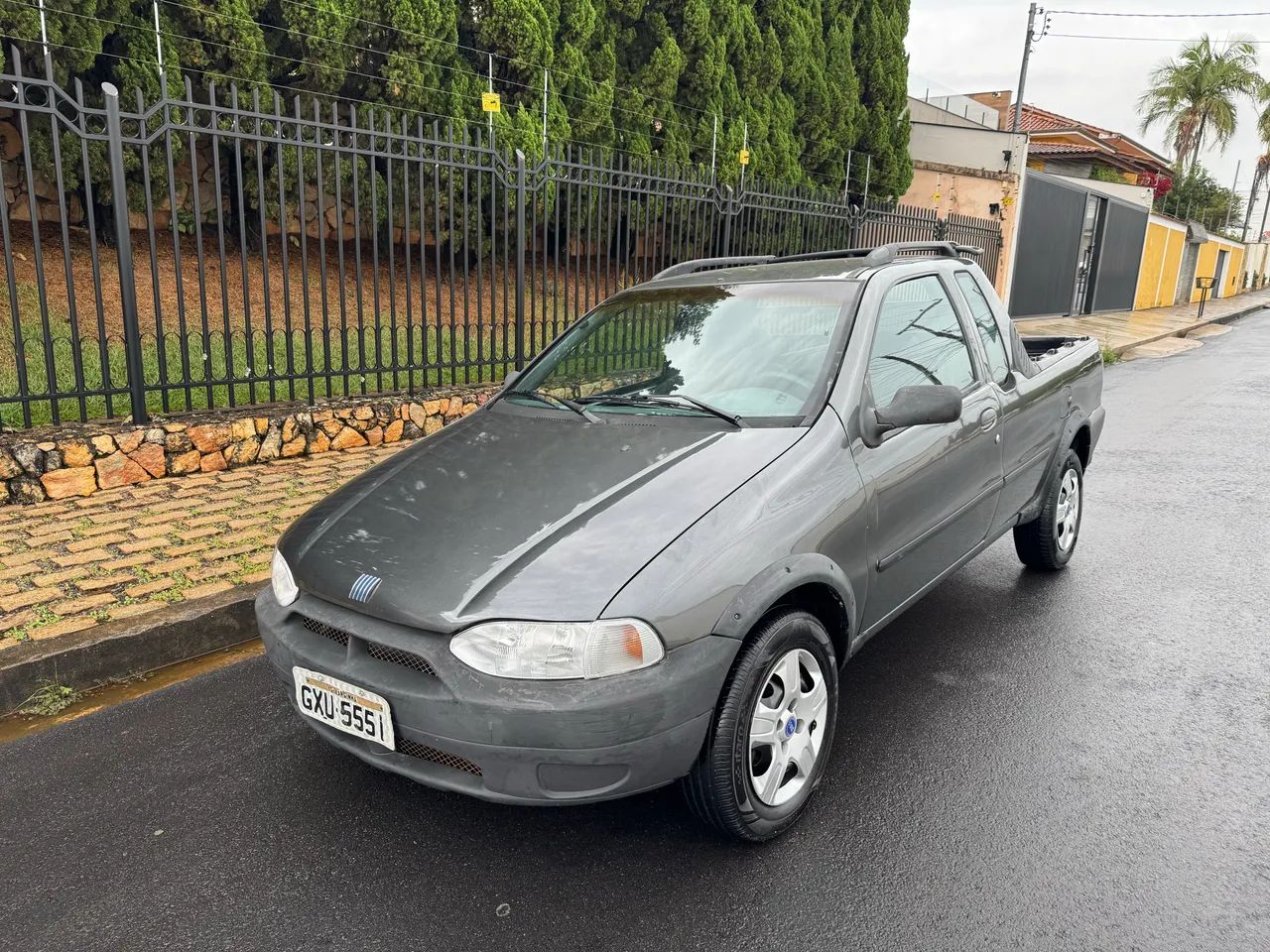 Fiat Strada Working 1.5 MPI 8V CE (álcool) 2000