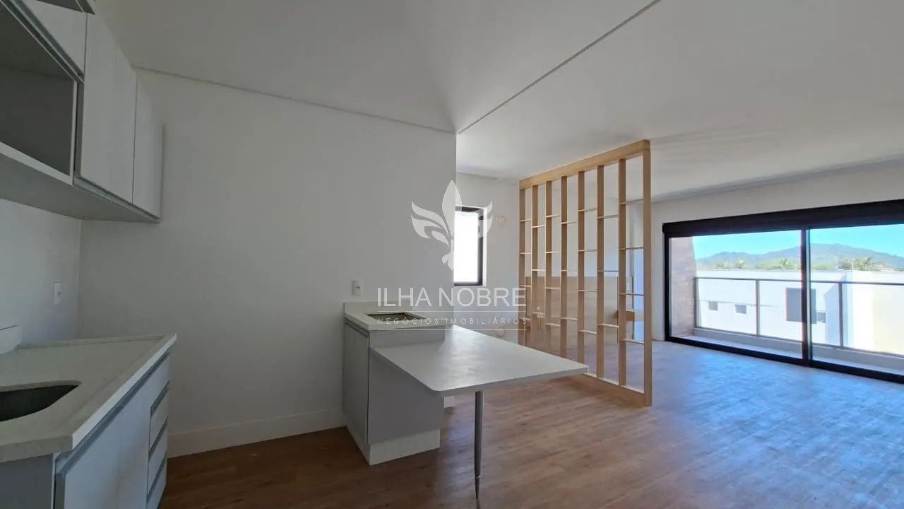 Studio semimobiliado com garagem para aluguel Saco Grande Florianópolis com 46 m² - Foto 2