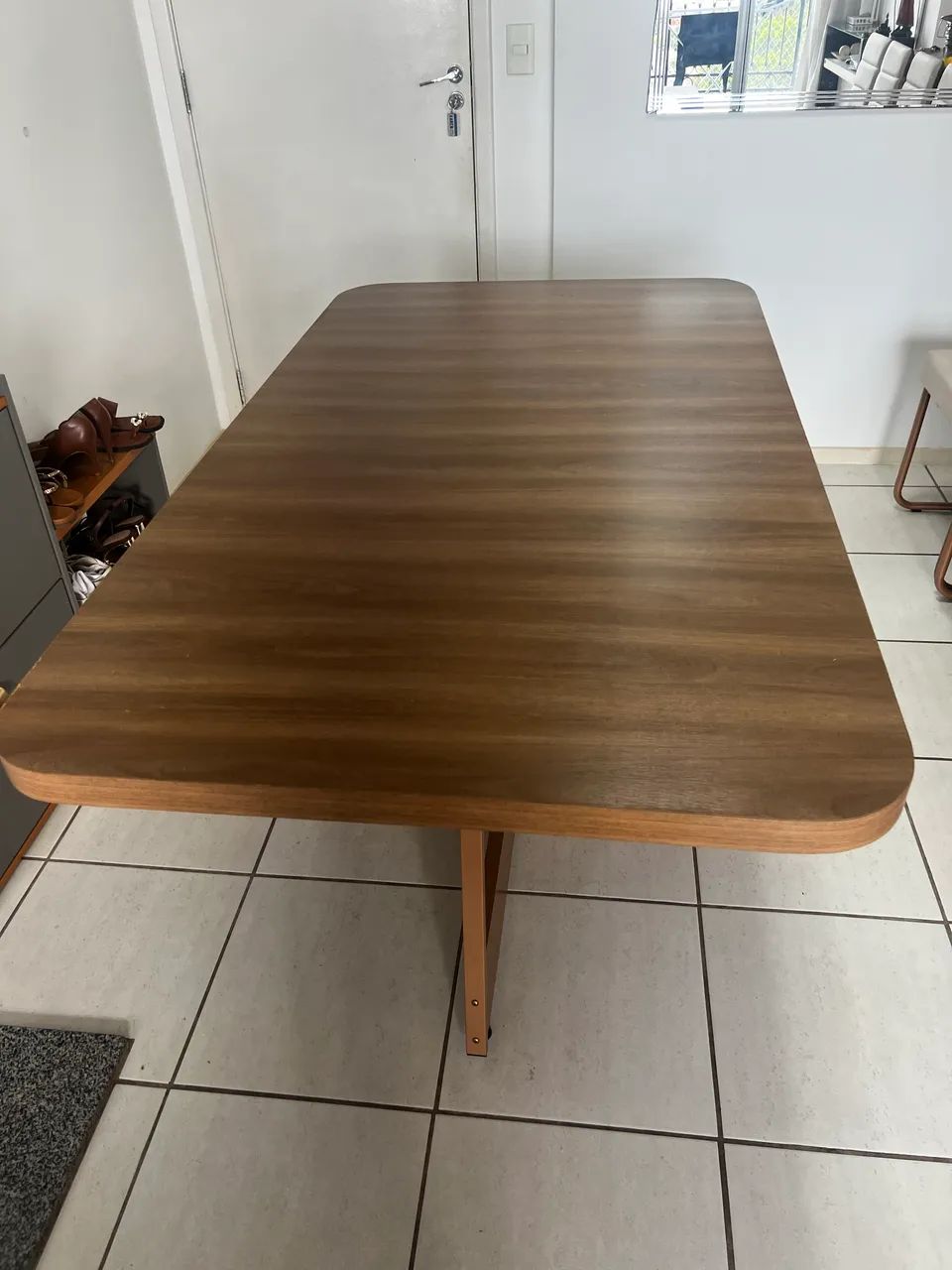 Conjunto de mesa 6 cadeiras 