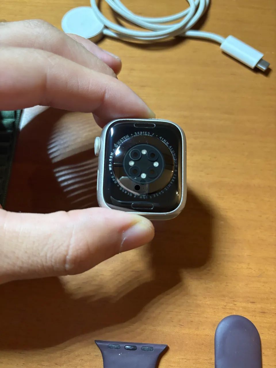 Apple Watch series 7 - 41mm , com três pulseiras e cabo carregador - Foto 2