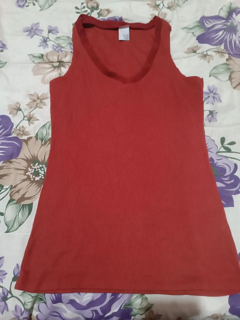 Blusas e calça comprida  - Foto 2