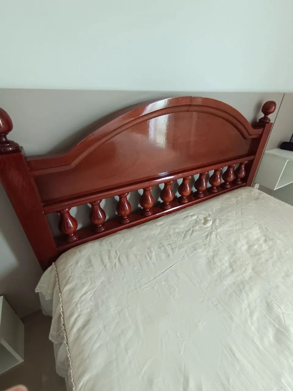 Cama de casal - madeira maciça  - Foto 3
