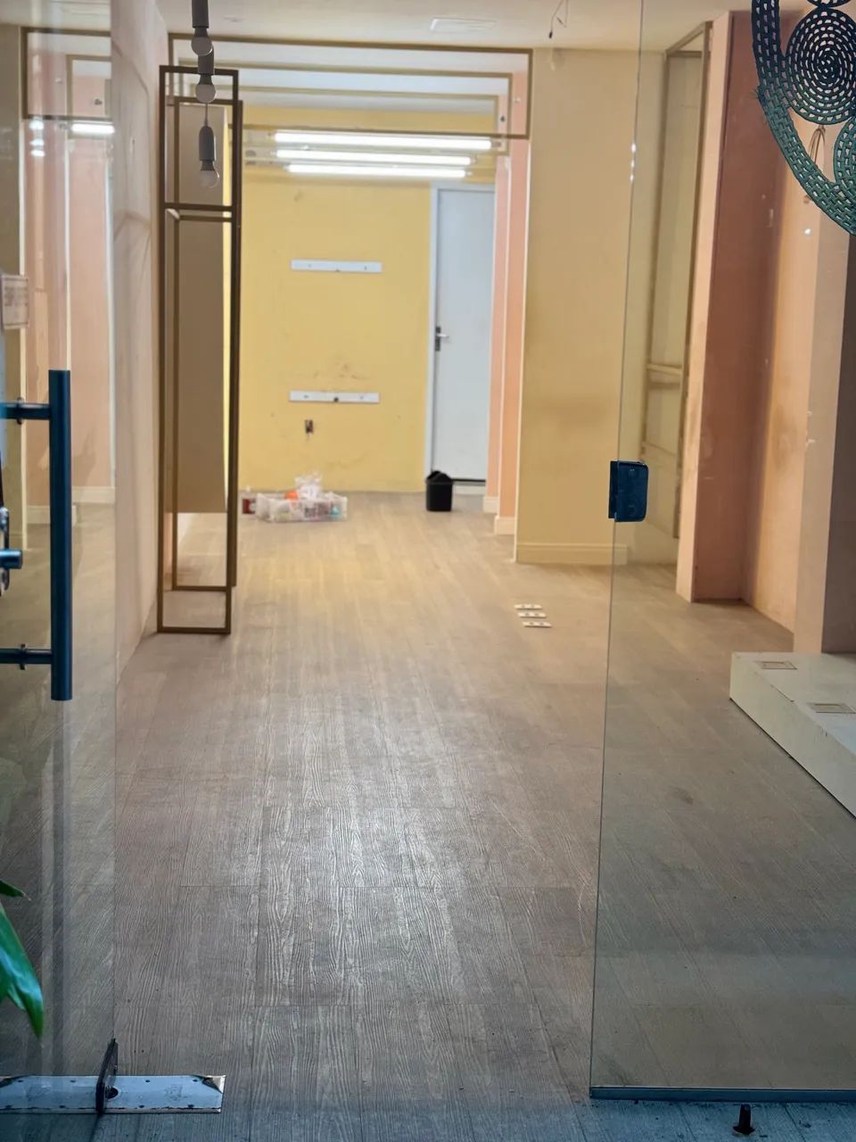 Excelente ponto - localização Central e pronto para receber seu negócio  - Foto 2