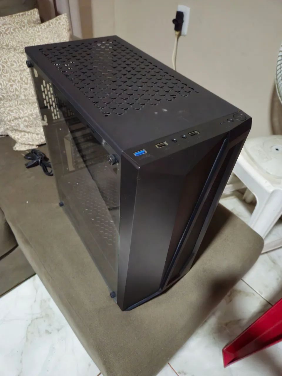 Gabinete Gamer Mid Tower com LED - Foto 3