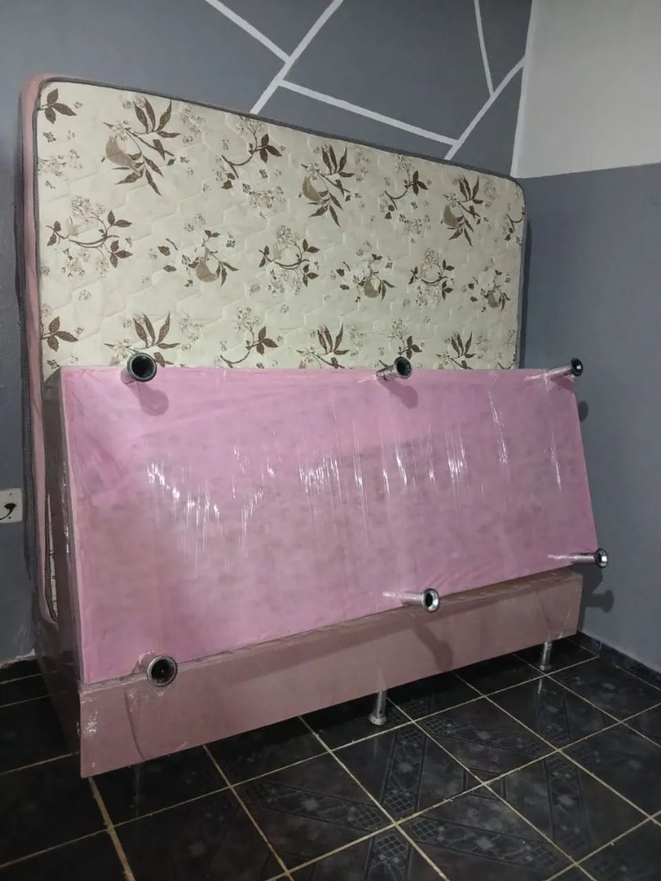 Cama Box Queen size base e colchão de molas ensacadas  - Foto 3