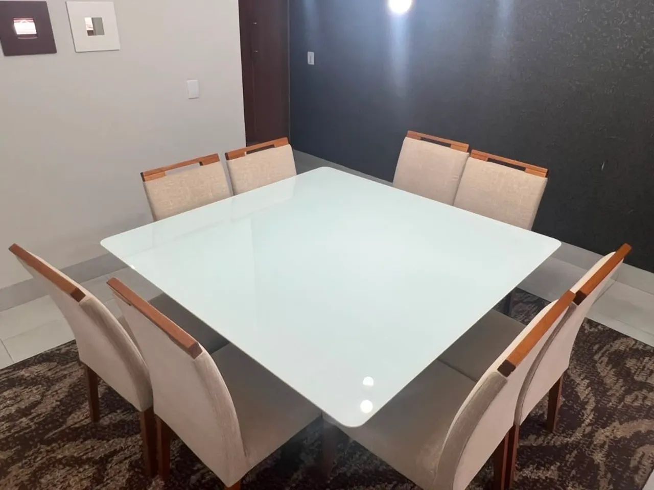 Mesa de Jantar + 8 Cadeiras - Foto 4