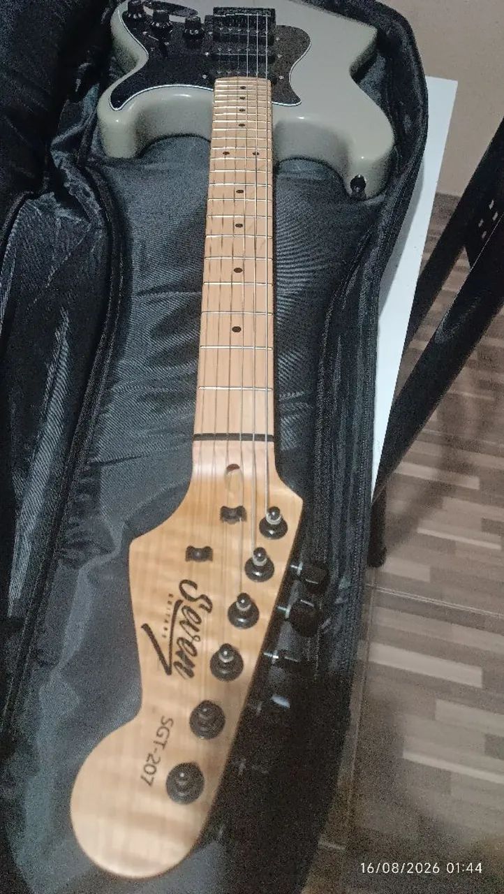 Guitarra strato seven - Foto 3