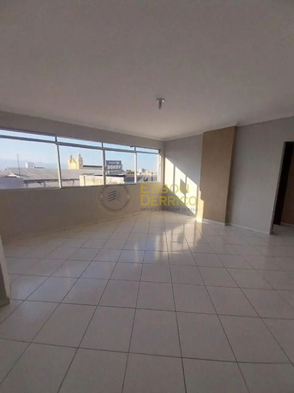 Apartamento com 2 quartos à Venda, Centro - Pindamonhangaba - Foto 2